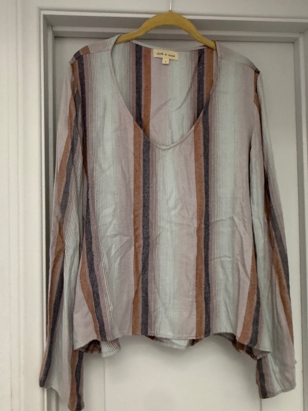 Cloth & Stone Striped V-Neck Long Sleeve Top - Multi